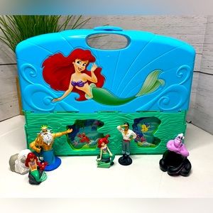Disney The Little Mermaid-Castle Pop-Up Fold Out Play Set